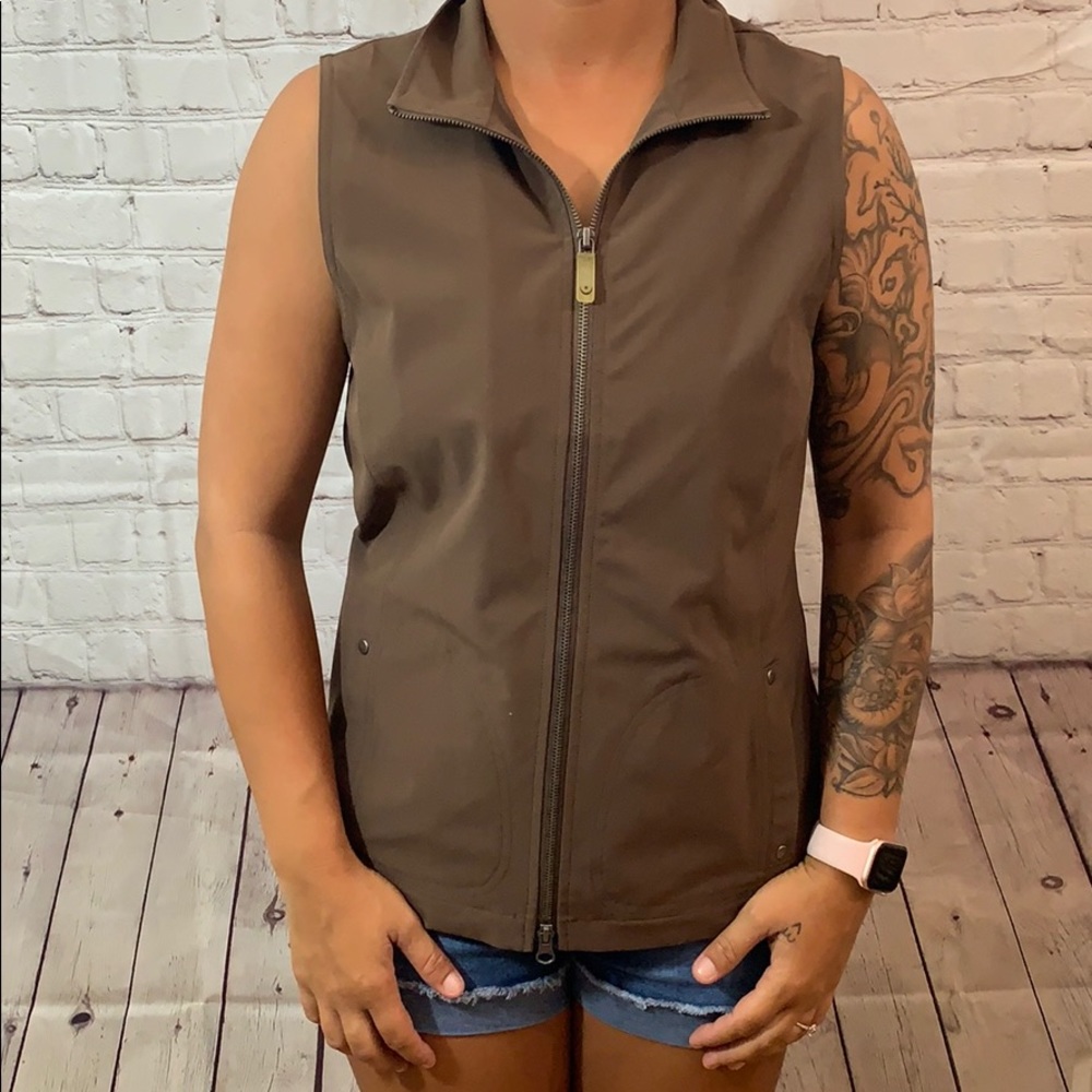 Chico’s ZENERGY vest workout active